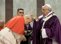 Papa Francisco modifica o rito de imposio das Cinzas em tempo de pandemia